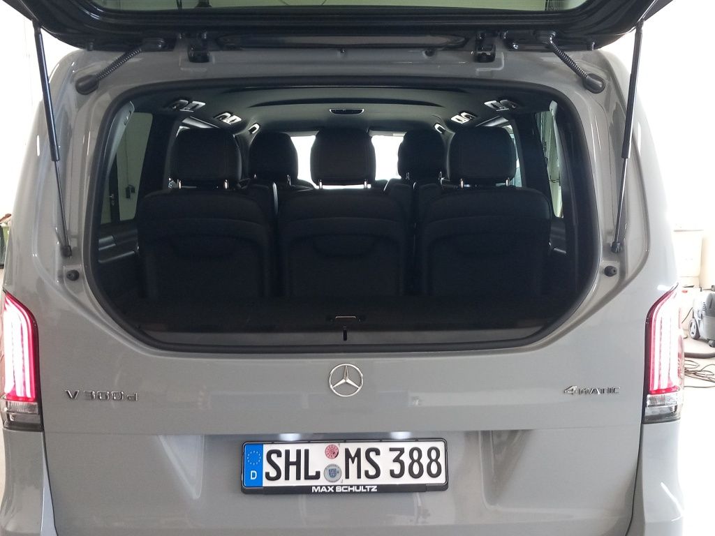 Fahrzeugabbildung Mercedes-Benz V 300 d 4MATIC AVANTGARDE Lang AHK*Leder*Navi