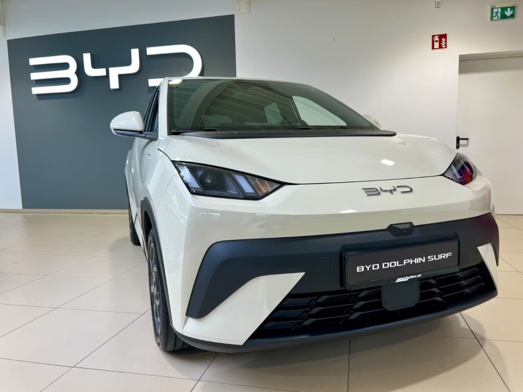 BYD DOLPHIN