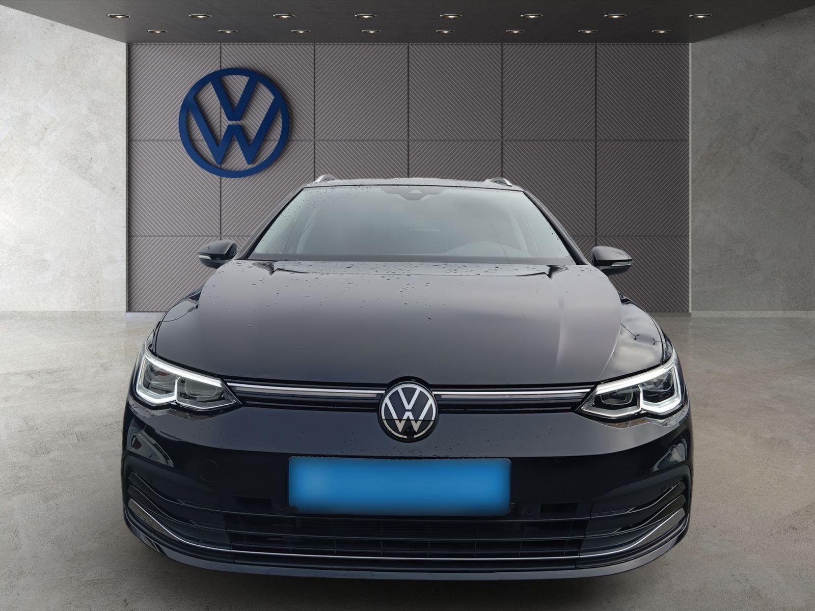 Volkswagen Golf VIII 2.0 TDI Variant Style Navi AHK Spurwec