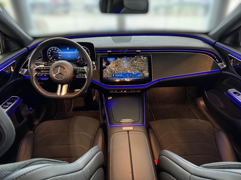 Fahrzeugabbildung Mercedes-Benz E 220 d T AMG AHK MBUX LED KeyLess SHZ Ambiente