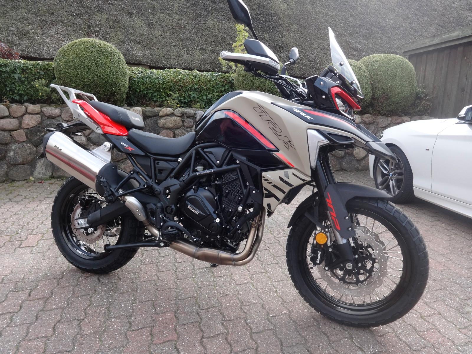 Benelli TRK 702 X 2025 mit Kofferset Sofort !