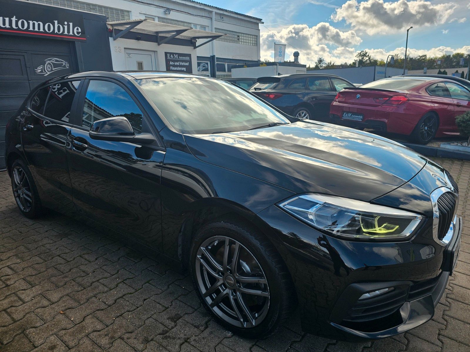 BMW 120 d*NEUES MODELL*NAVI*PDC*SHZ*LED*EURO6*ALU* imagem 2