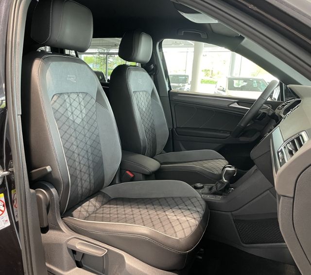 Volkswagen Tiguan 2.0 TSI R-Line 4M. BLACK STYLE +AHK+KAMER foto 14