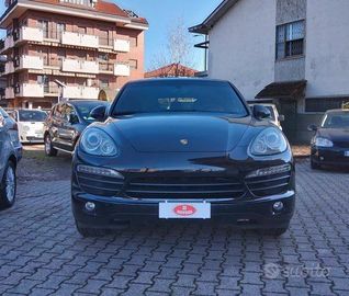 Porsche Cayenne - 2