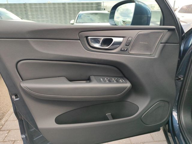 VOLVO XC 60 (Bild 17 von Array)