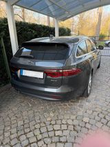 Jaguar XF 20d 180PS Prestige Sportbrake Automatik P... - Jaguar: Kombi