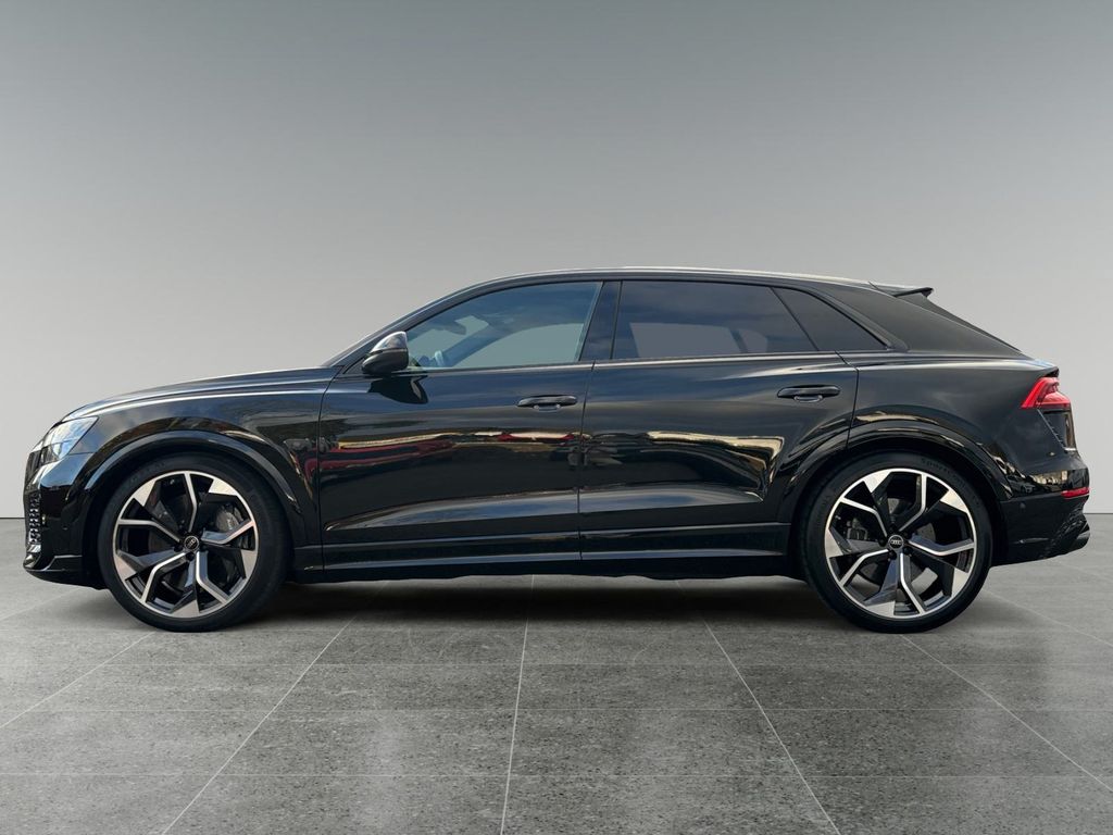 2022 Audi RSQ8
