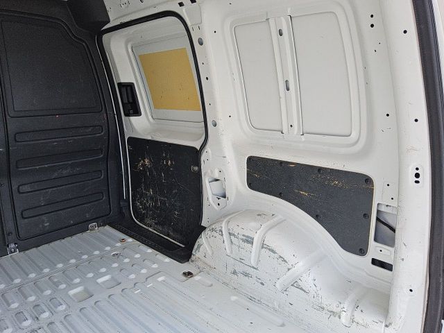 Caddy Kasten 2.0 TDI 4Motion AHK Radio