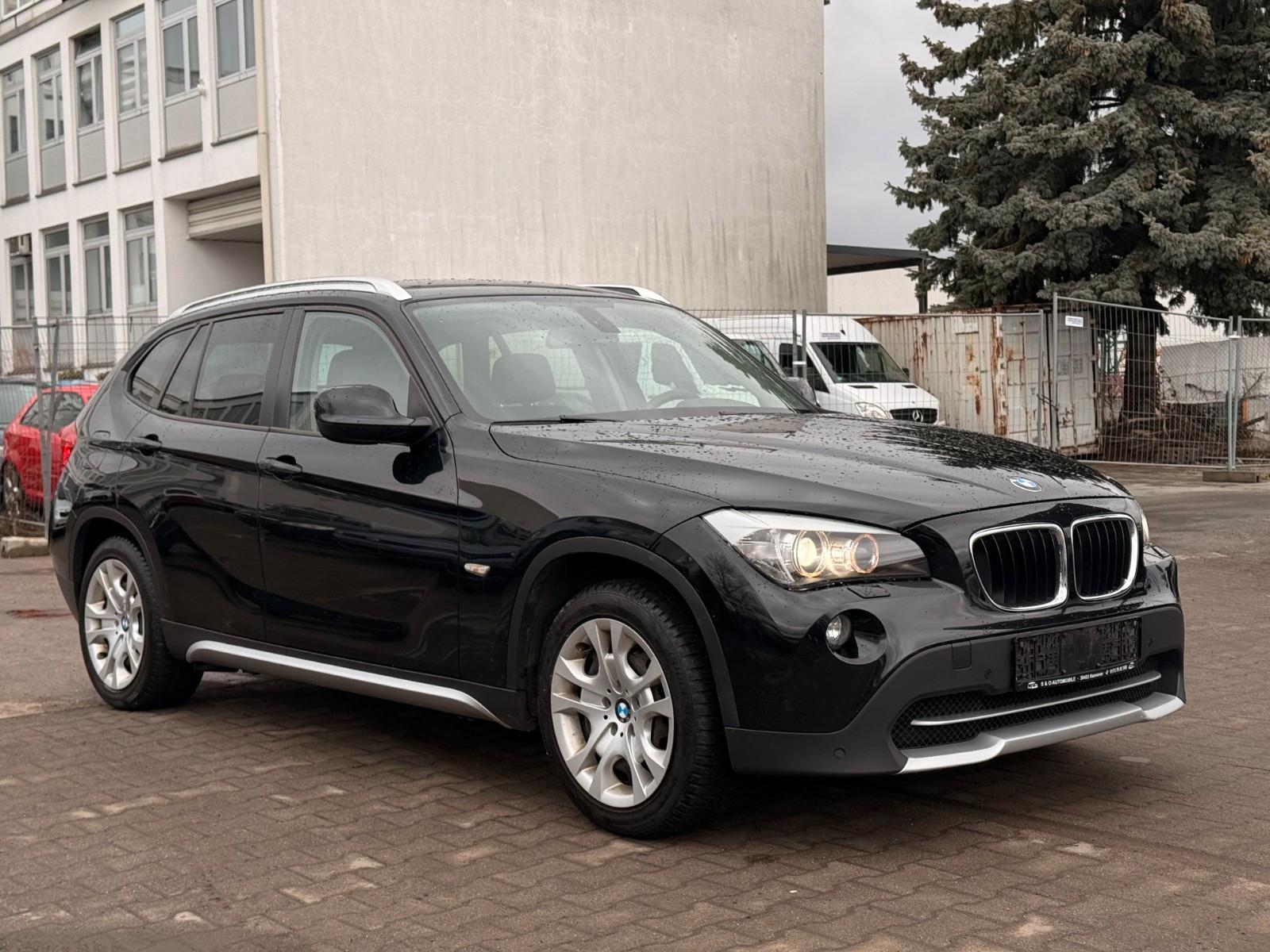 BMW X1  sDrive 20 d *AUTOMATIK*1.HAND*AHK*