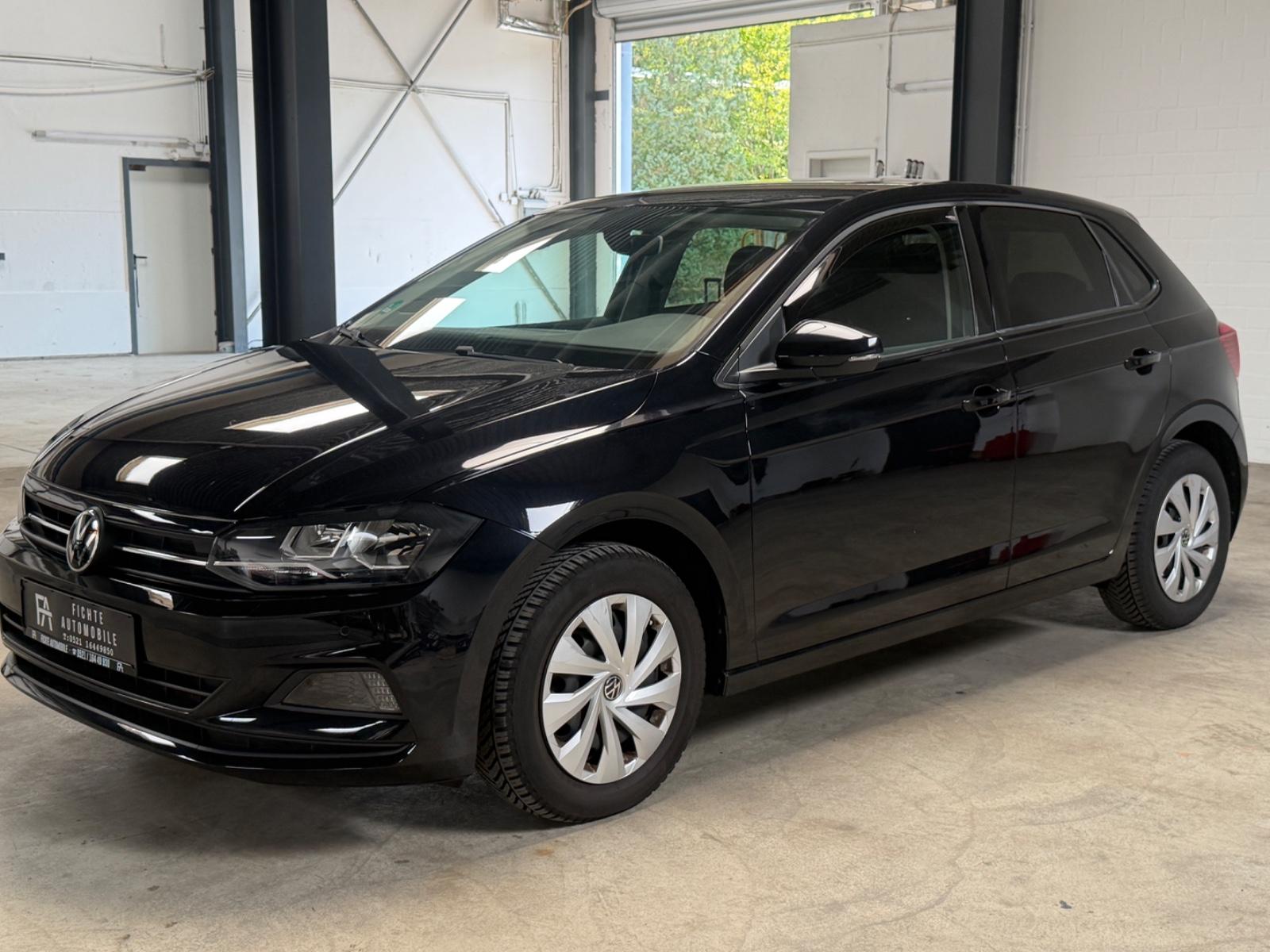 Volkswagen Polo VI Comfortline DSG Carplay PDC Tempomat SHZ