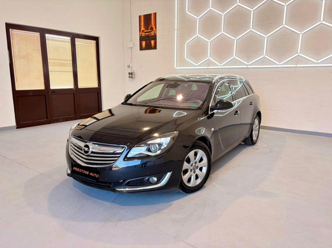 Opel Insignia 2014 — rear view