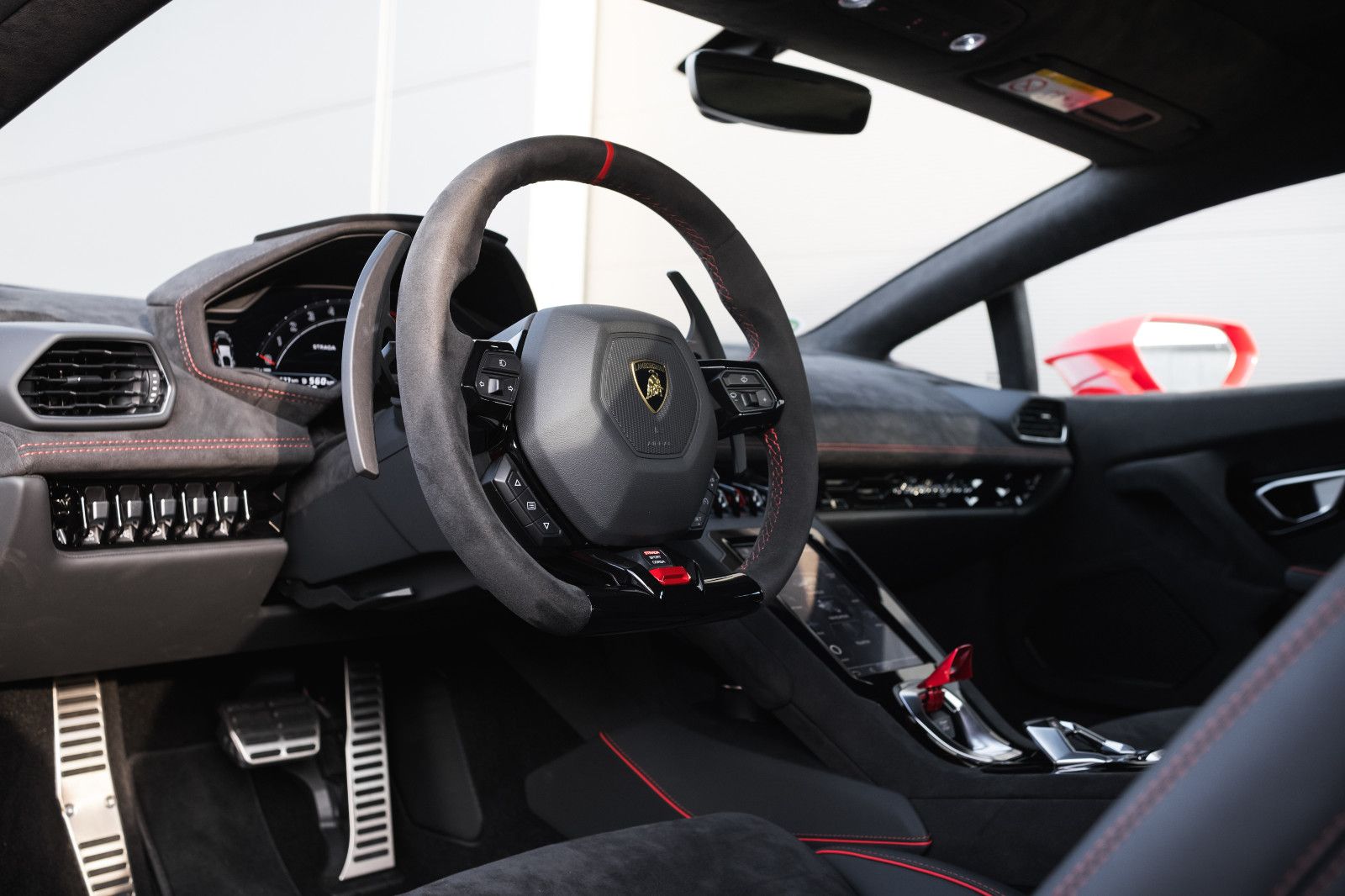 Fahrzeugabbildung Lamborghini Huracán Tecnica - Rosso Mars-Carbon-Lift-DAB