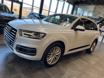 Audi Q7 3.0 TDI quattro *7SITZER*2.HAND*BI-XENON*AHK*