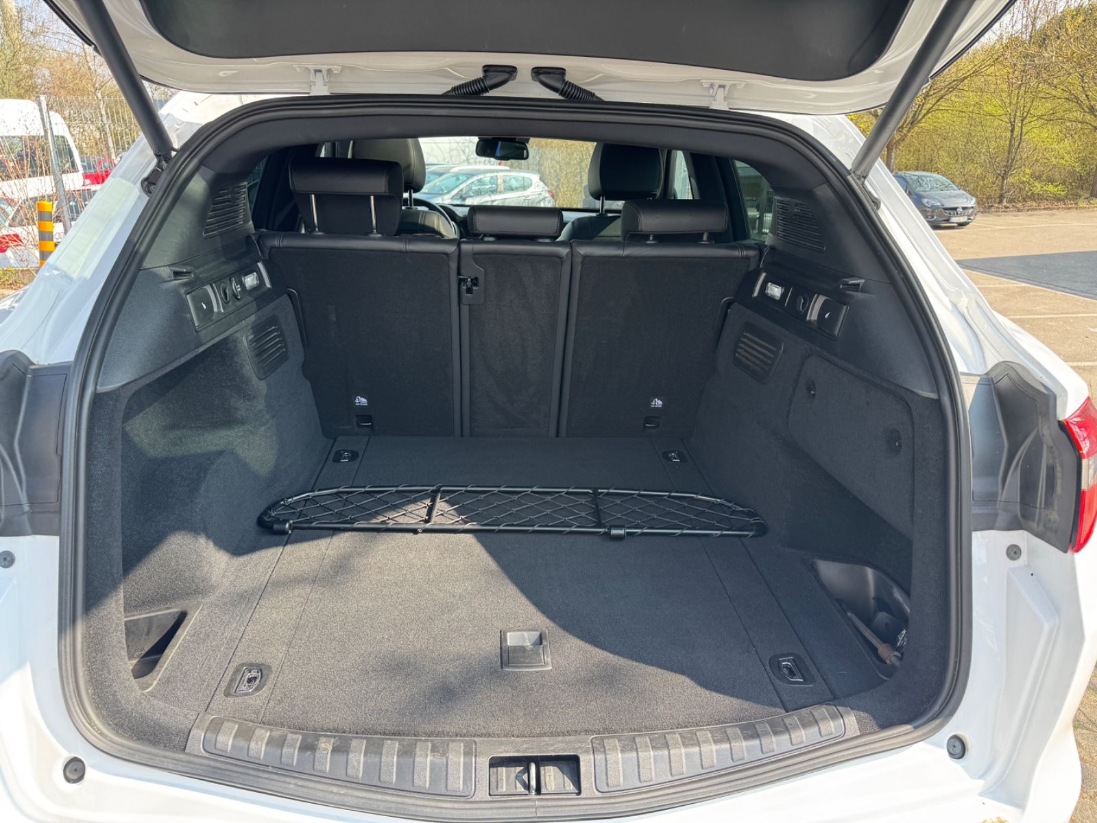 Fahrzeugabbildung Alfa Romeo Stelvio Veloce Q4 Panorama+Leder+LED+Navi+Kamera