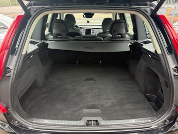 Volvo XC90 - 9