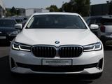 BMW 530i xDrive Luxury Line AHK HUD LASER LED W-LAN - BMW 530 aus 2022
