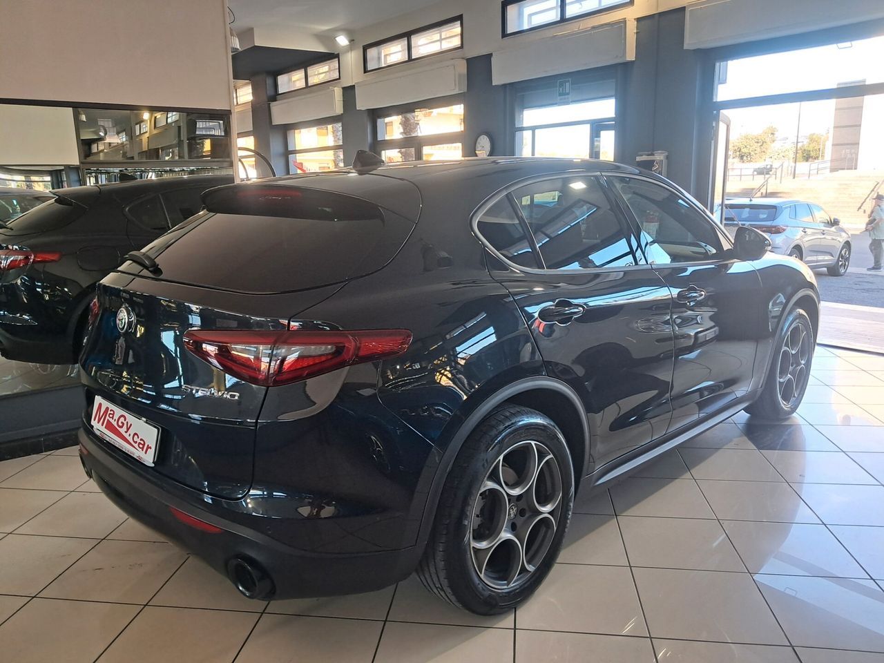 Alfa Romeo Stelvio 2.2 Td 190 cv AT8 Q4 Sprint imagem 2