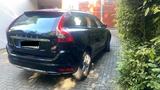 Volvo XC60 D4/2,4, AWD, Schalter, AHK, Panorama, 1.Hd - Volvo XC60 Gebrauchtwagen in Bielefeld