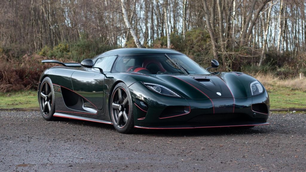 Koenigsegg Agera в дождь