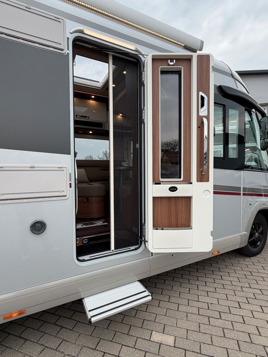 Fahrzeugabbildung Carthago chic e-line 50 LE DA Mastervolt