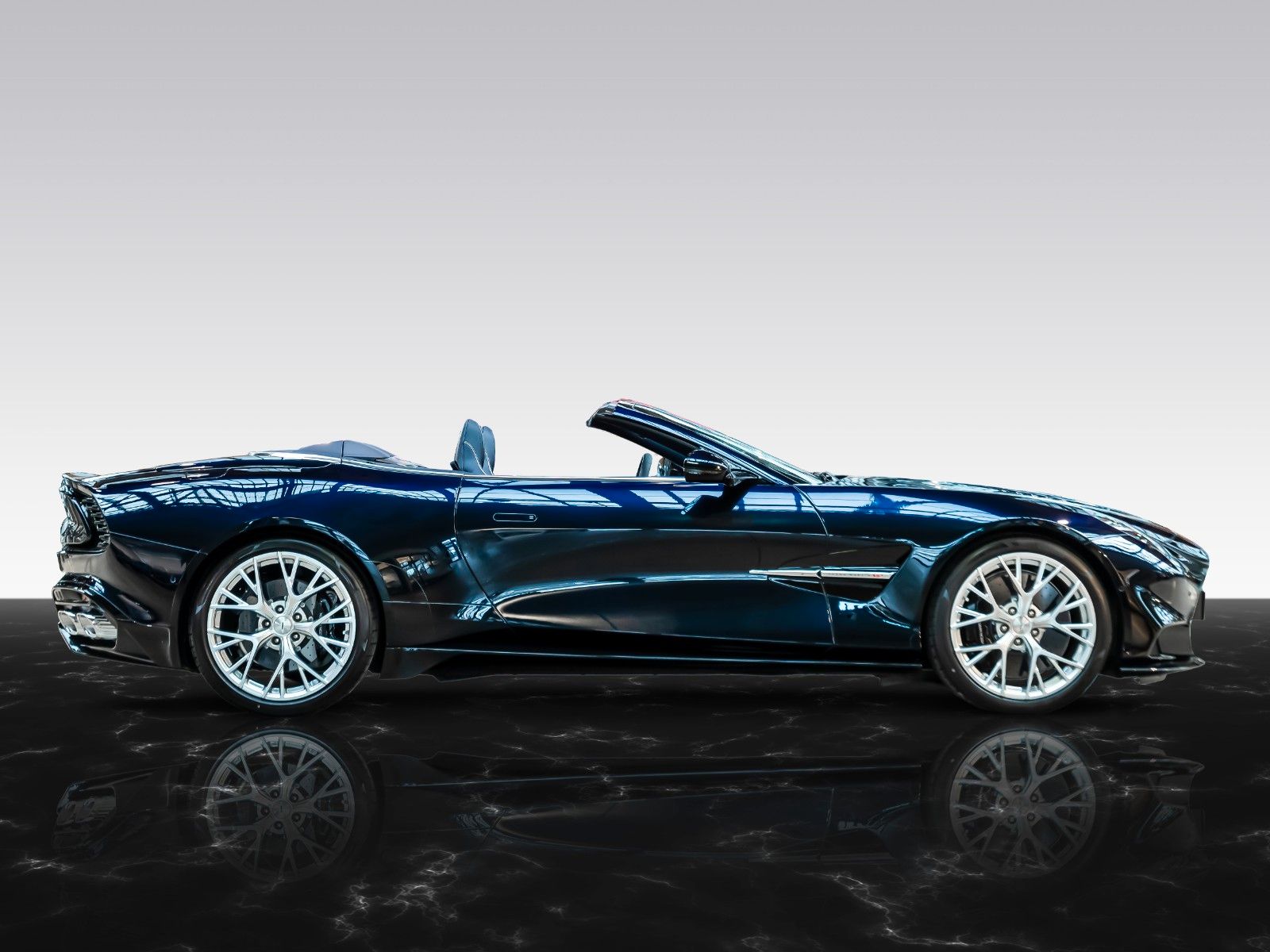 Aston Martin Vanquish Volante | Carbon Interior imagem 2