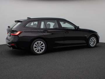 BMW 330 - 6