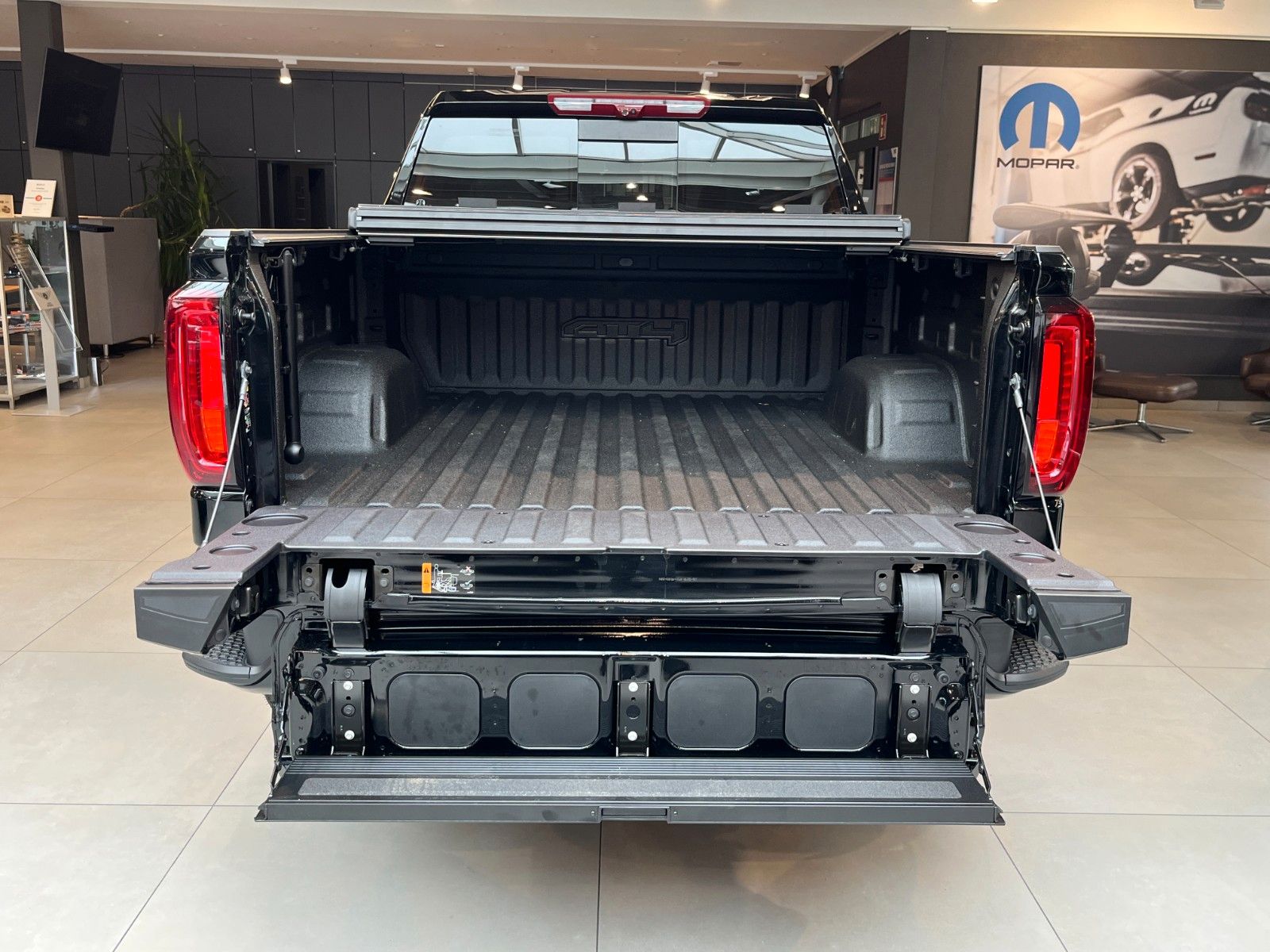 Fahrzeugabbildung GMC Sierra 1500 AT4 6.2*360°*AHK*22Zoll*HeadUp