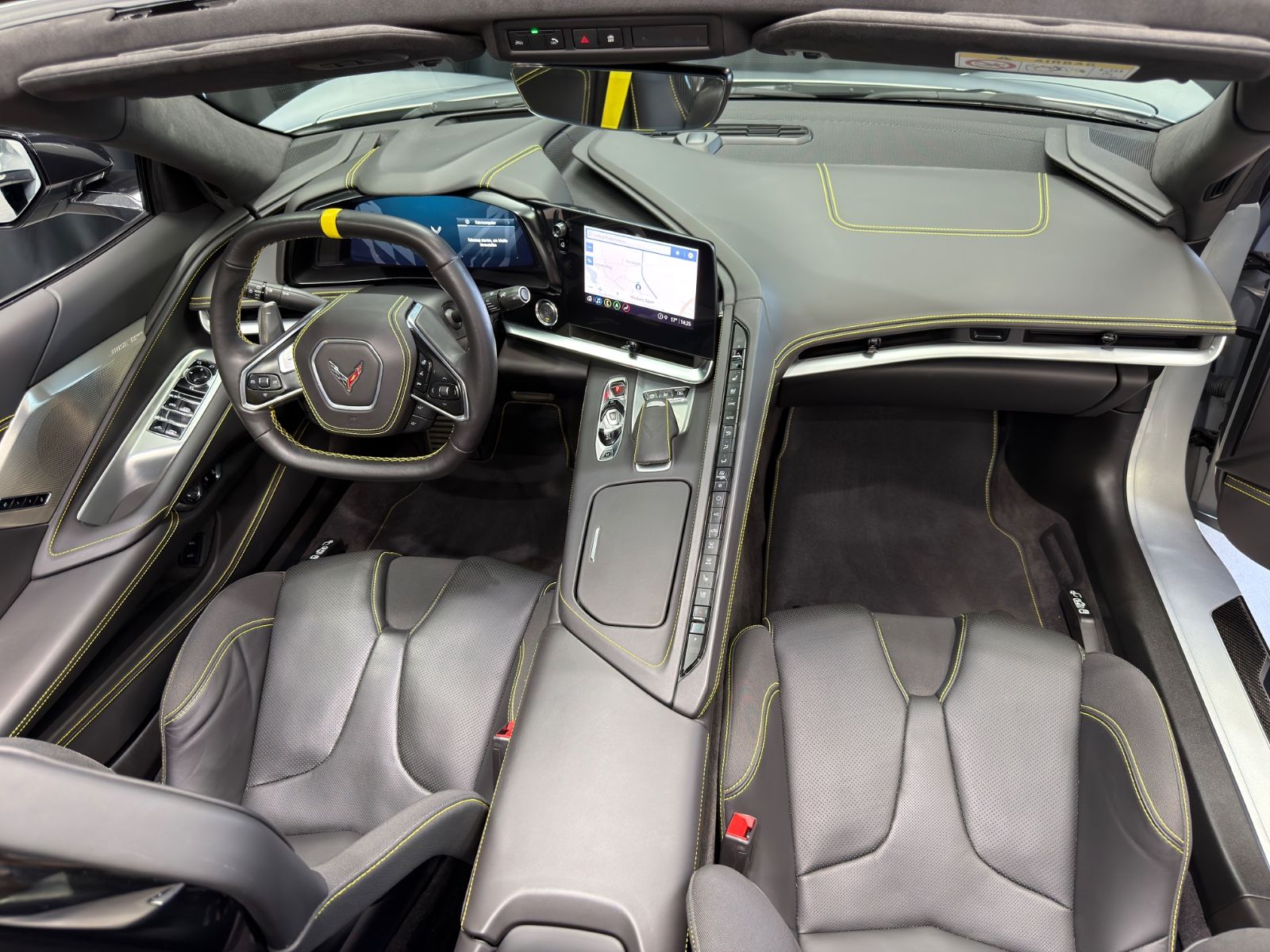 Fahrzeugabbildung Corvette C8 6.2 V8 Stingray 3LT Cabrio|CARBON|LIFT|VOLL