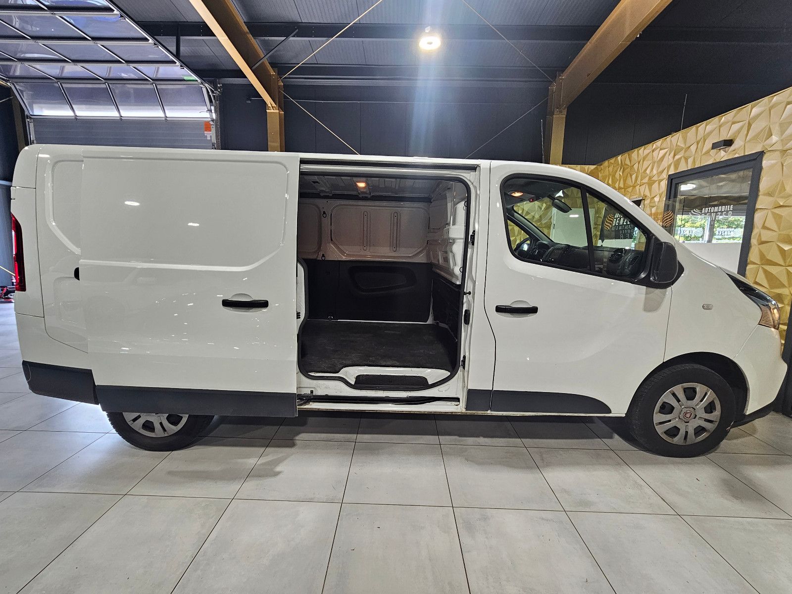 Fahrzeugabbildung Fiat Talento Kasten L2H1 1,2t SX**NAVI**KAMERA**