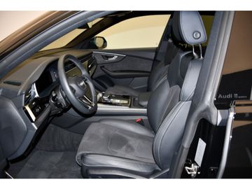 Audi Q8 - 3