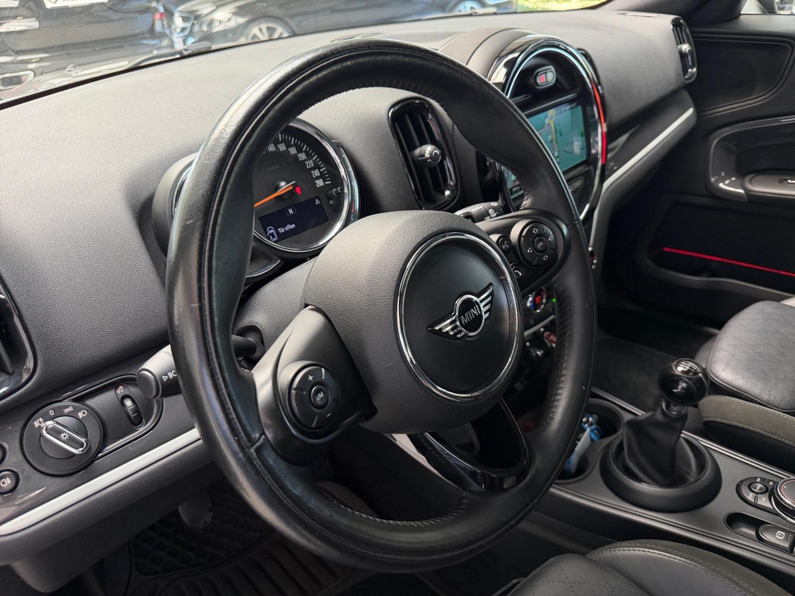 MINI COOPER S COUNTRYMAN LEDER +PEPPER+NAVI+PANO+LED+