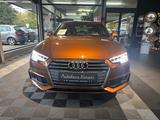 Audi A4 3x S Line Audi Exclusive / Individual Sport - Audi A4: Limousine, Line