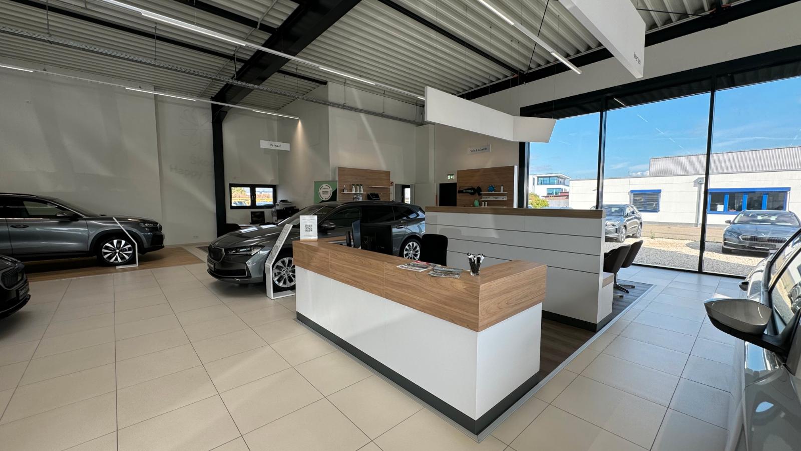 showroom-image-main