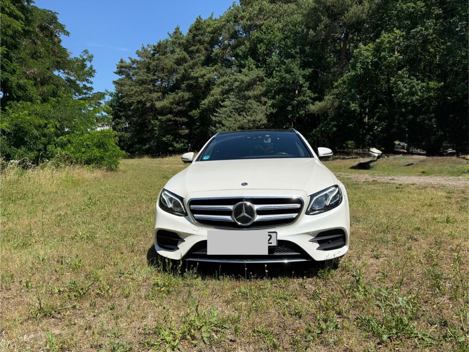 MERCEDES-BENZ E 220d T AMG Line Autom. AMG Line Vollausstattun