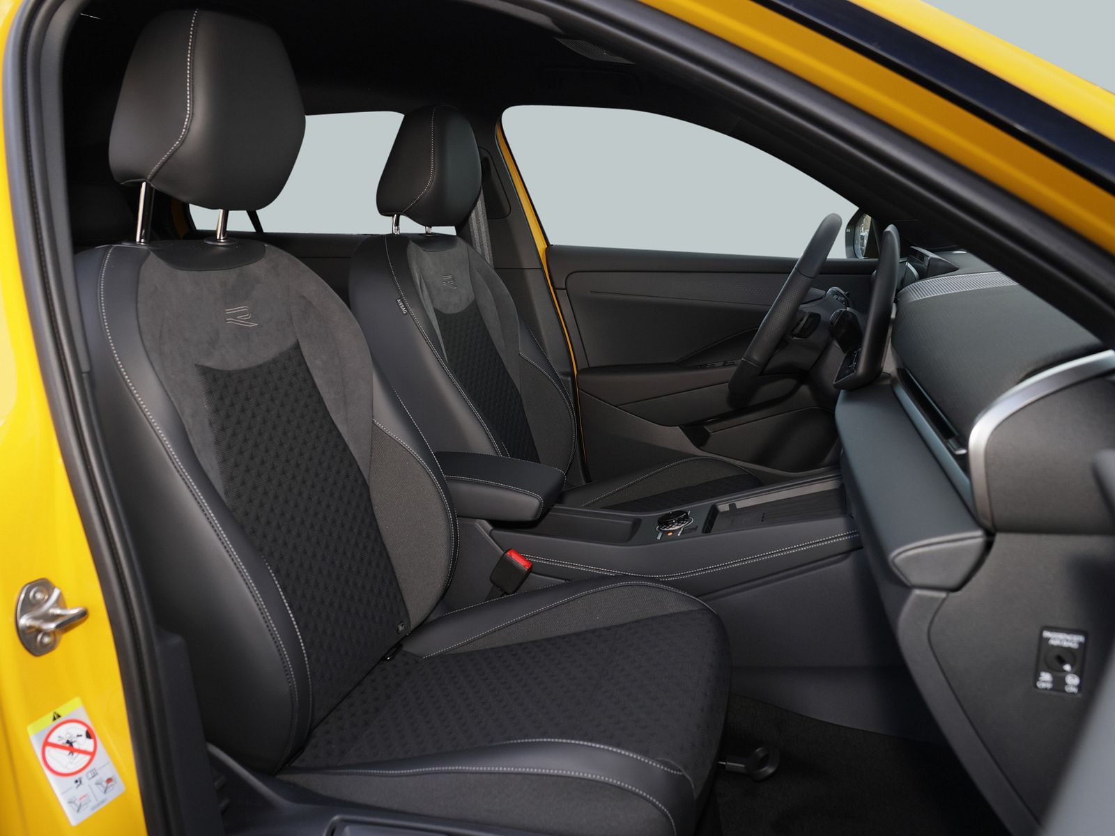 Volkswagen T-Roc - Bild 15