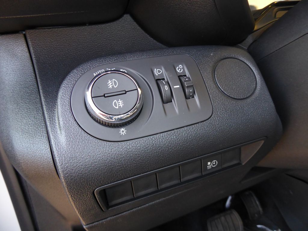 Fahrzeugabbildung Opel Combo-e Cargo (50-kWh)