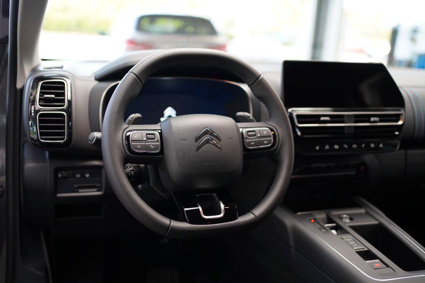 Fahrzeugabbildung Citroën C5 Aircross BlueHDi 130 EAT8 Max Automatik Navi
