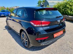 Fahrzeugabbildung Hyundai i30 1.0 AAC ALLWETTER ALU KAMERA PDC CARPLAY
