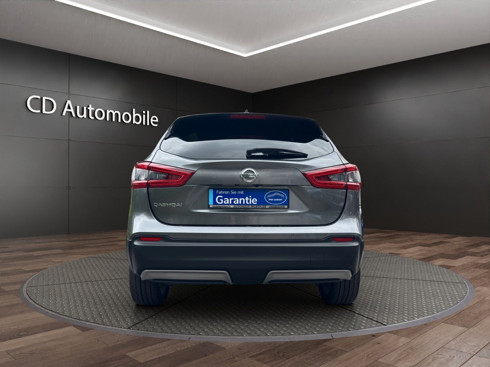 Fahrzeugabbildung Nissan Qashqai Tekna Automatik/Vollaustattung/