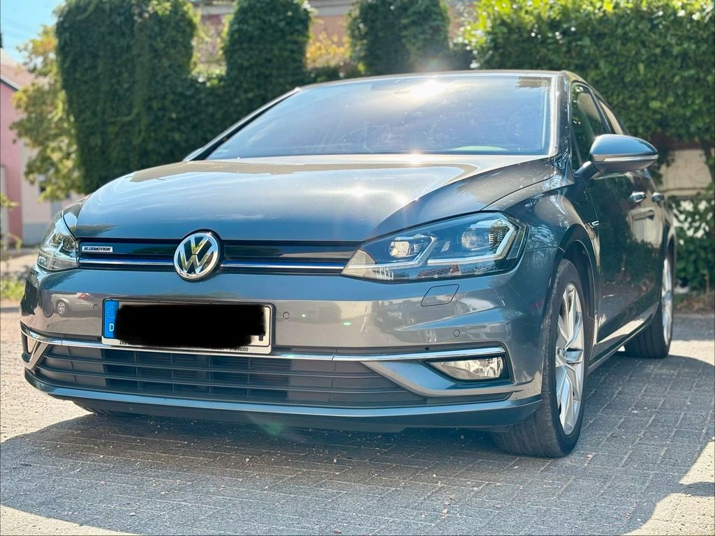 Image of Volkswagen Golf