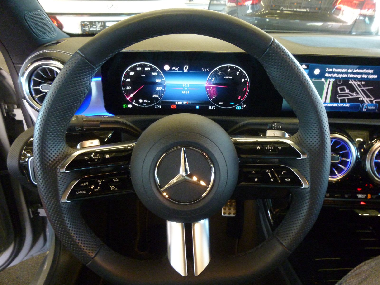 Mercedes-Benz CLA 180 AMG Sp. Edition Kamera Panod Totw Night foto 4