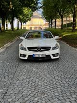 Mercedes-Benz SL 63 AMG AMG - Mercedes-Benz SL 63 AMG Gebrauchtwagen