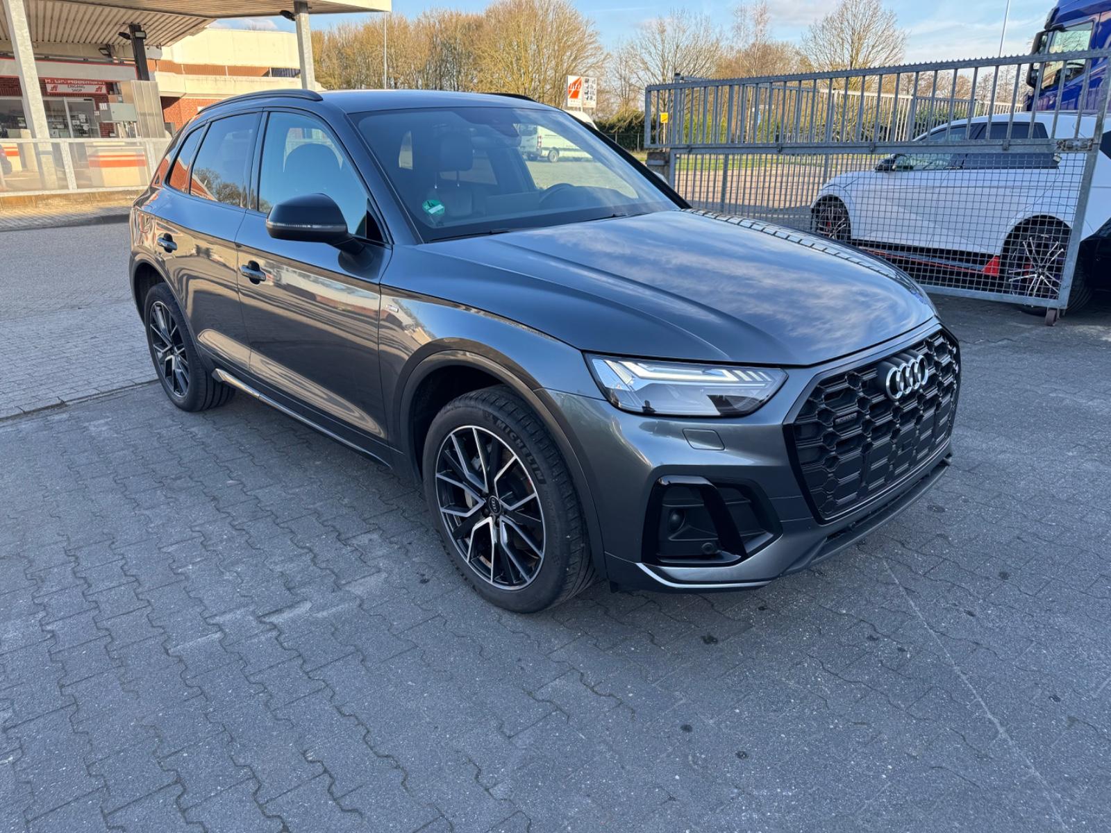 Audi Q5 55 TFSI e quattro S line 2.0 265 PS