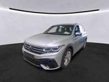 Volkswagen Tiguan R 2.0 TSI 4M Leder AHK DCC Easy-Open H&K - Volkswagen Tiguan mit Benzin-Antrieb: Leder, Navigationssystem