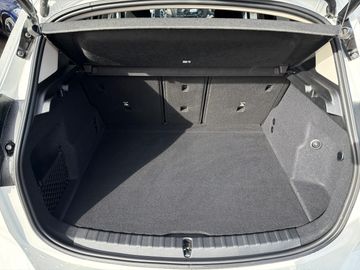 BMW 220i Active Tourer DAB LED Komfortzg. Shz