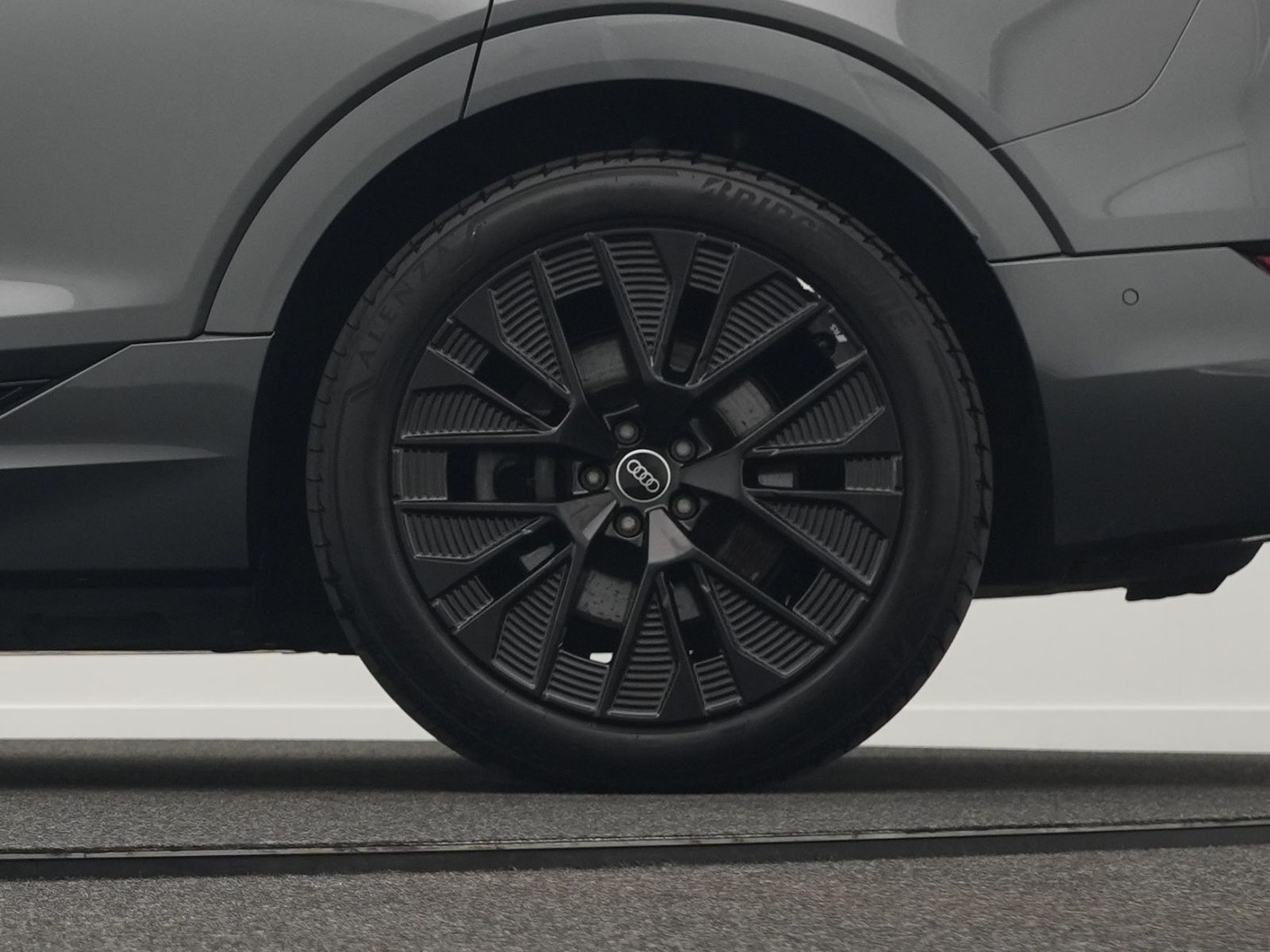 Audi Q8 e-tron - Bild 48