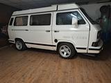Volkswagen T3 andere - weiße Volkswagen T3