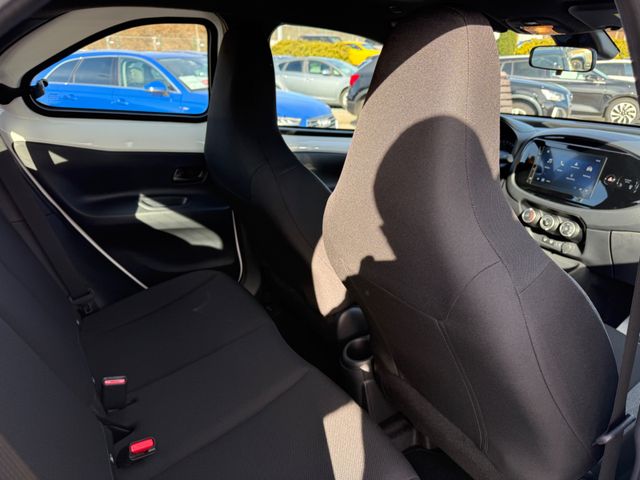 Toyota Aygo X Business Edition