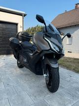 Kymco AK 550i Premium - KYMCO AK550