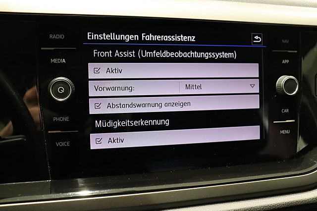 Polo Comfortline 1.6 TDI KLIMA NAVI SHZ BT USB Z